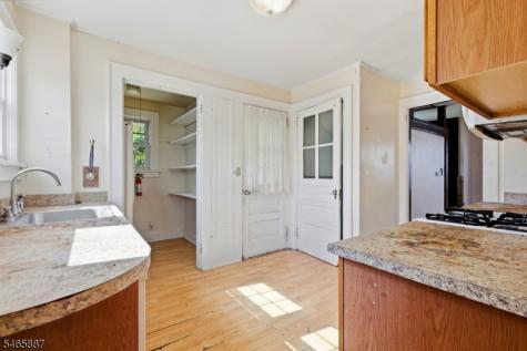 4 Denman Place Summit NJ 07901