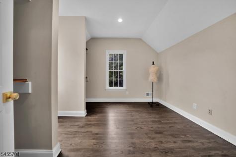 7 Stillery Road Tewksbury NJ 08833