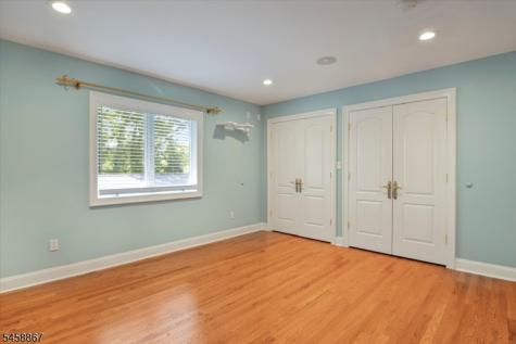 567 Mountain Avenue Springfield NJ 07081