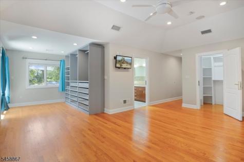 567 Mountain Avenue Springfield NJ 07081