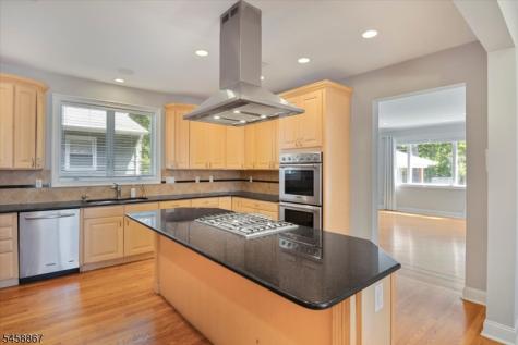 567 Mountain Avenue Springfield NJ 07081