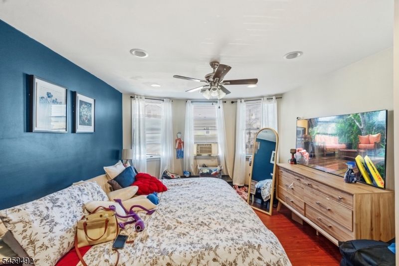 56 Brighton Ave Aka54 Kearny NJ 07032