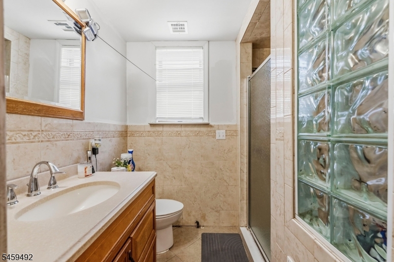 56 Brighton Ave Aka54 Kearny NJ 07032