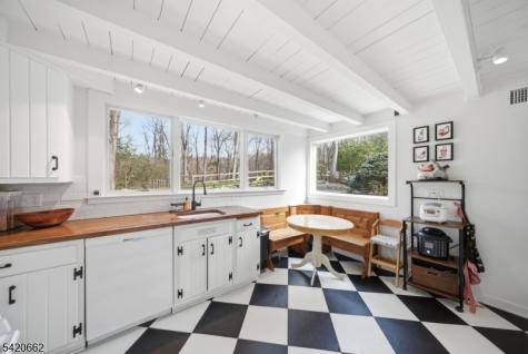 109 Taylortown Road Montville NJ 07005