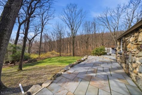 109 Taylortown Road Montville NJ 07005