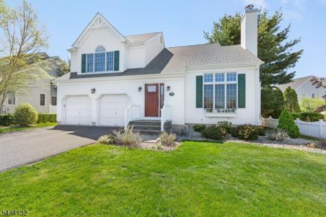 7 Mitchell Lane Clinton NJ 08809