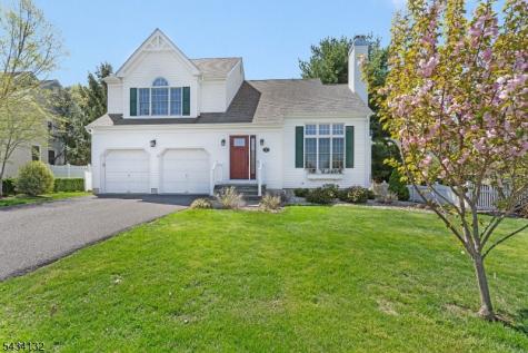 7 Mitchell Lane Clinton NJ 08809