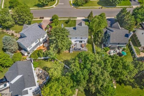 7 Mitchell Lane Clinton NJ 08809