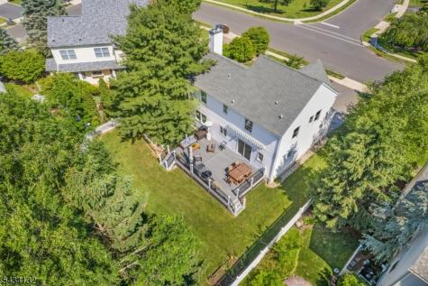 7 Mitchell Lane Clinton NJ 08809