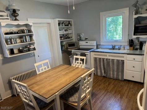 21 Eyland Avenue Roxbury NJ 07876
