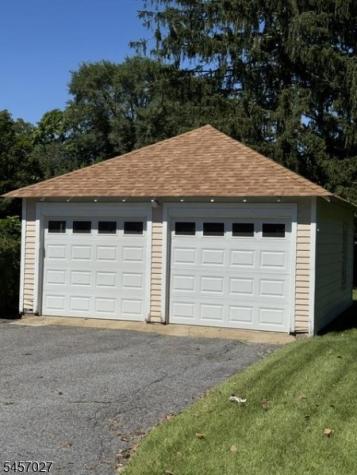 21 Eyland Avenue Roxbury NJ 07876