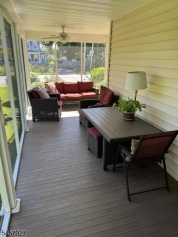 21 Eyland Avenue Roxbury NJ 07876
