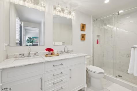 19 Linwood Avenue Midland Park NJ 07432