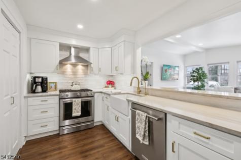 19 Linwood Avenue Midland Park NJ 07432