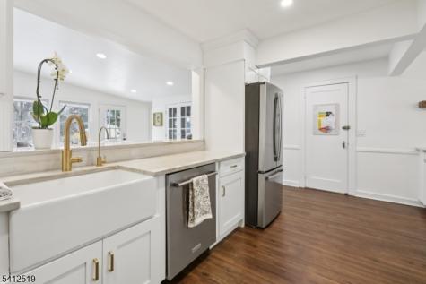 19 Linwood Avenue Midland Park NJ 07432