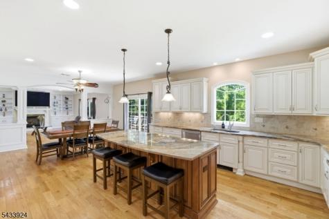 42 Spring Valley Road Montvale NJ 07645