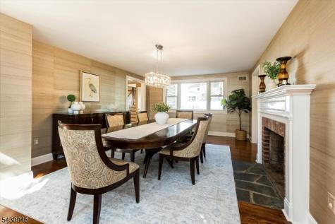34 West Drive Livingston NJ 07039