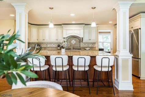 34 West Drive Livingston NJ 07039