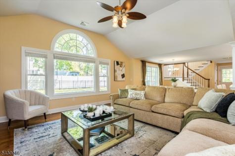 34 West Drive Livingston NJ 07039