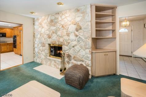 16 Feldstone Place West Caldwell NJ 07006