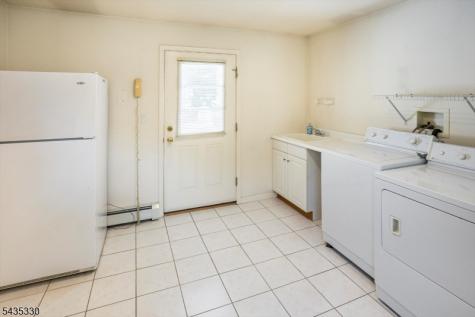 16 Feldstone Place West Caldwell NJ 07006