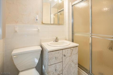 16 Feldstone Place West Caldwell NJ 07006