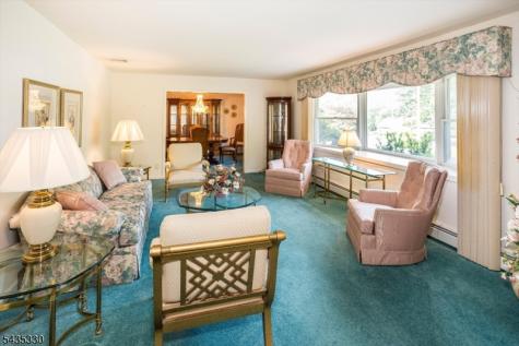 16 Feldstone Place West Caldwell NJ 07006