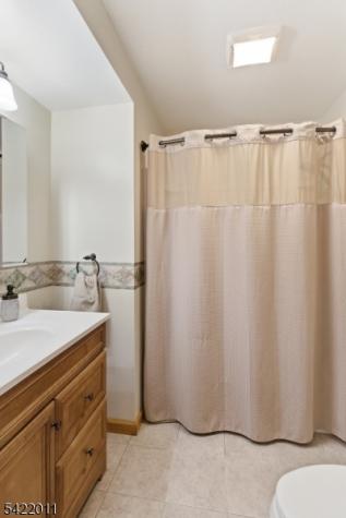 8 Woodlot Road Wayne NJ 07470
