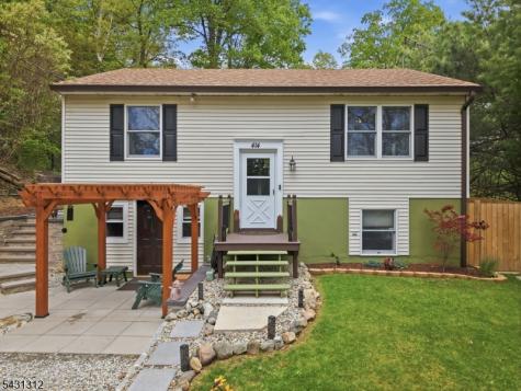 414 Macopin Road West Milford NJ 07480