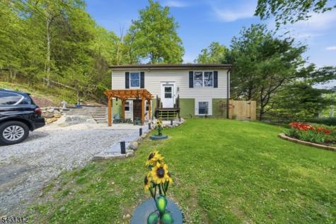 414 Macopin Road West Milford NJ 07480