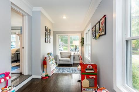 64 Chestnut Road Verona NJ 07044