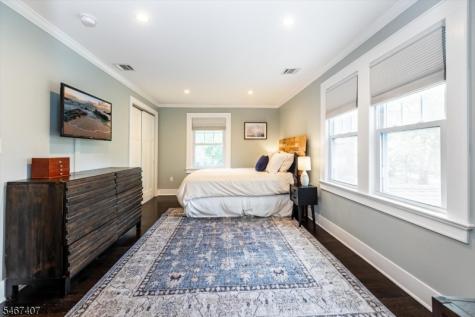 64 Chestnut Road Verona NJ 07044