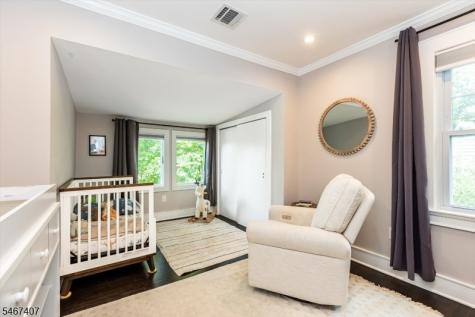 64 Chestnut Road Verona NJ 07044