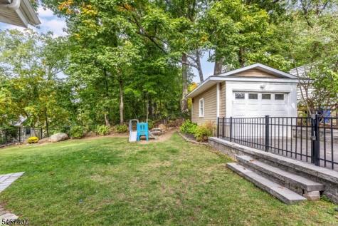 64 Chestnut Road Verona NJ 07044