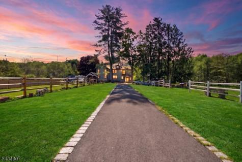 525 Hope-blairstown Road Hope NJ 07825