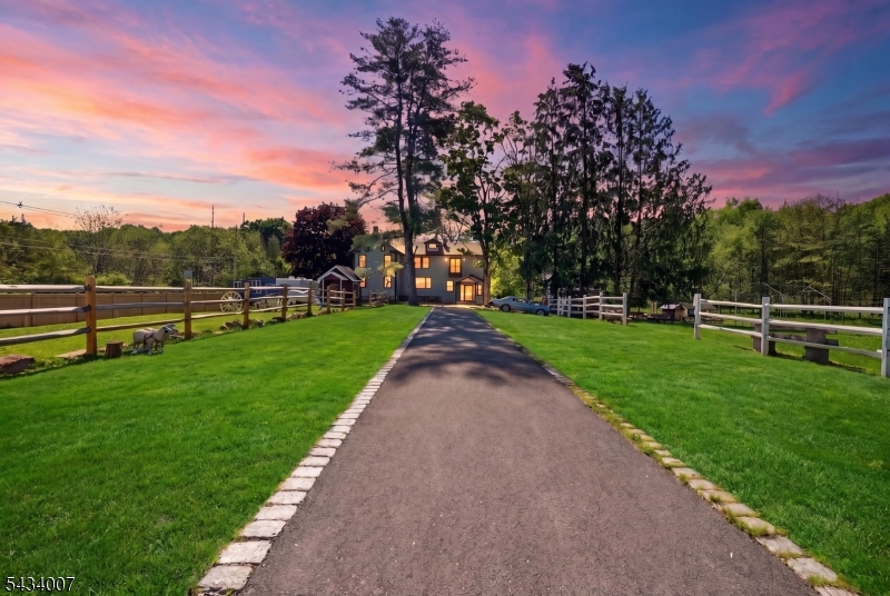 525 Hope-blairstown Road Hope NJ 07825