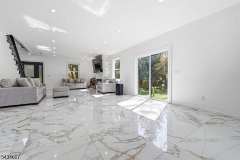 525 Hope-blairstown Road Hope NJ 07825