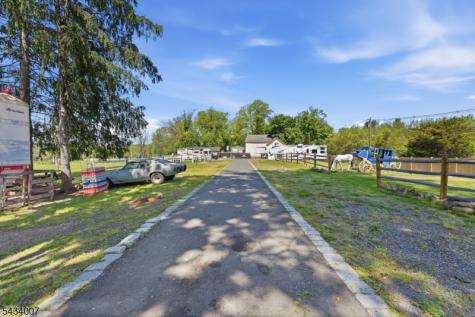 525 Hope-blairstown Road Hope NJ 07825