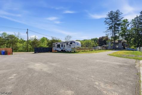 525 Hope-blairstown Road Hope NJ 07825
