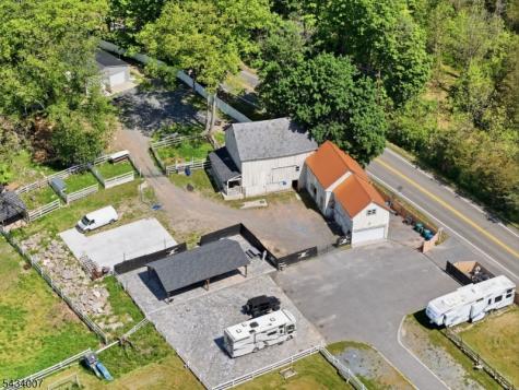525 Hope-blairstown Road Hope NJ 07825