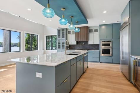 12 Rocky Point Road West Milford NJ 07421