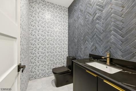 12 Rocky Point Road West Milford NJ 07421