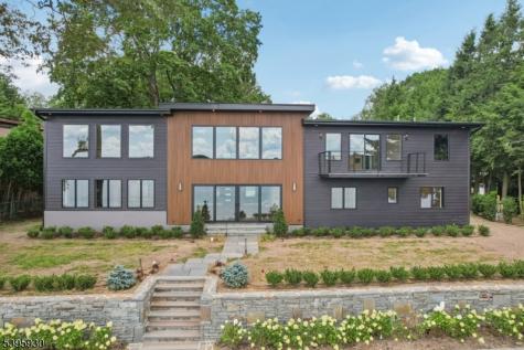 12 Rocky Point Road West Milford NJ 07421