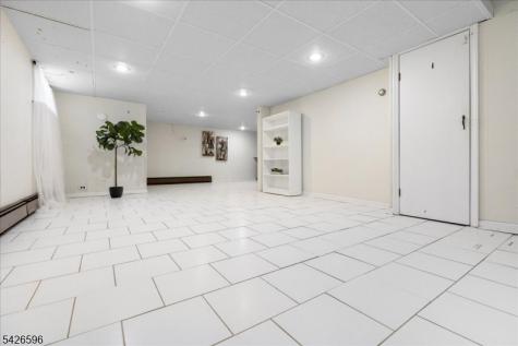 44 Maple Avenue Flemington NJ 08822