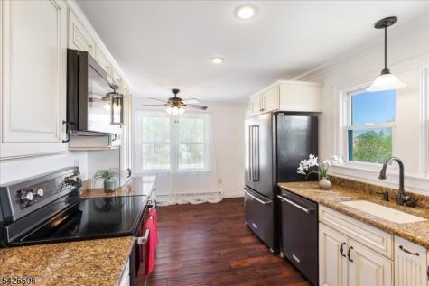 44 Maple Avenue Flemington NJ 08822