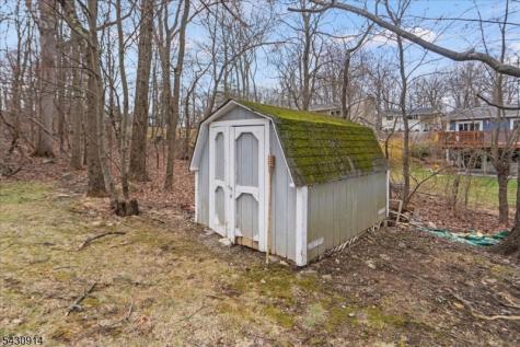 3 Cold Spring Drive Vernon NJ 07422