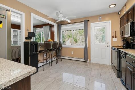 14 Lounsberry Hollow Road Vernon NJ 07461