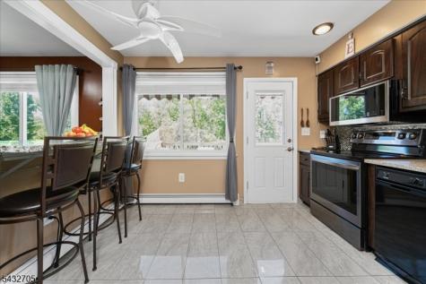 14 Lounsberry Hollow Road Vernon NJ 07461