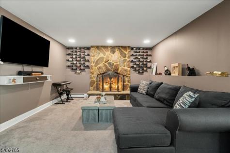 14 Lounsberry Hollow Road Vernon NJ 07461