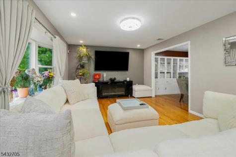 14 Lounsberry Hollow Road Vernon NJ 07461